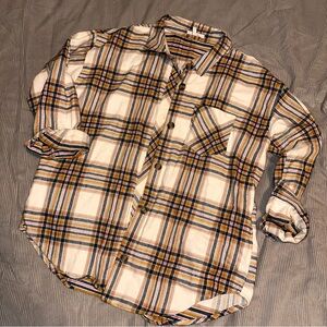 Maurice’s Plaid Shacket Size Large